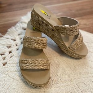 Volatile Tan Wedge Slip-on Women's Sandra 9